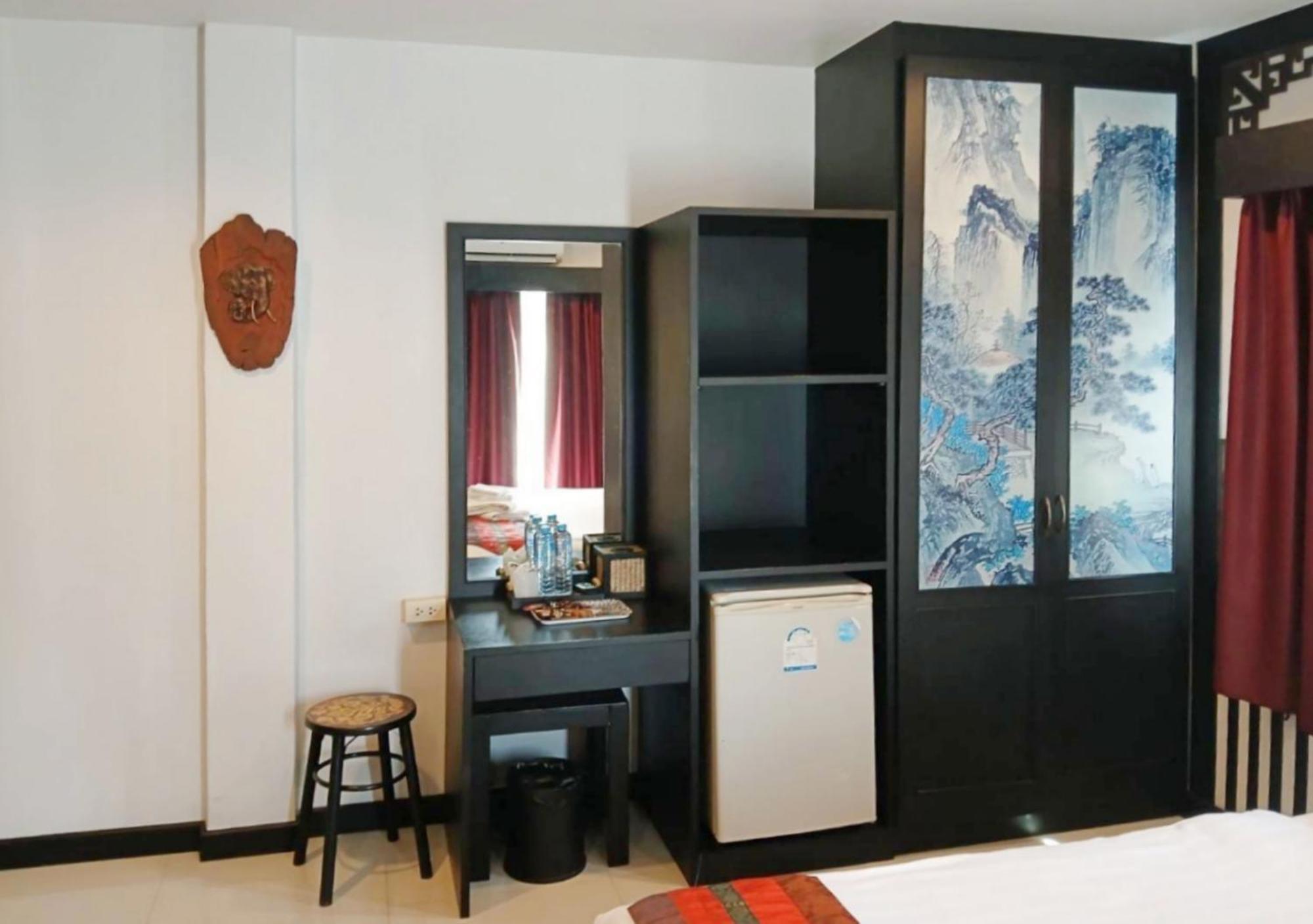 Patong Sunray Beach Hotel מראה חיצוני תמונה