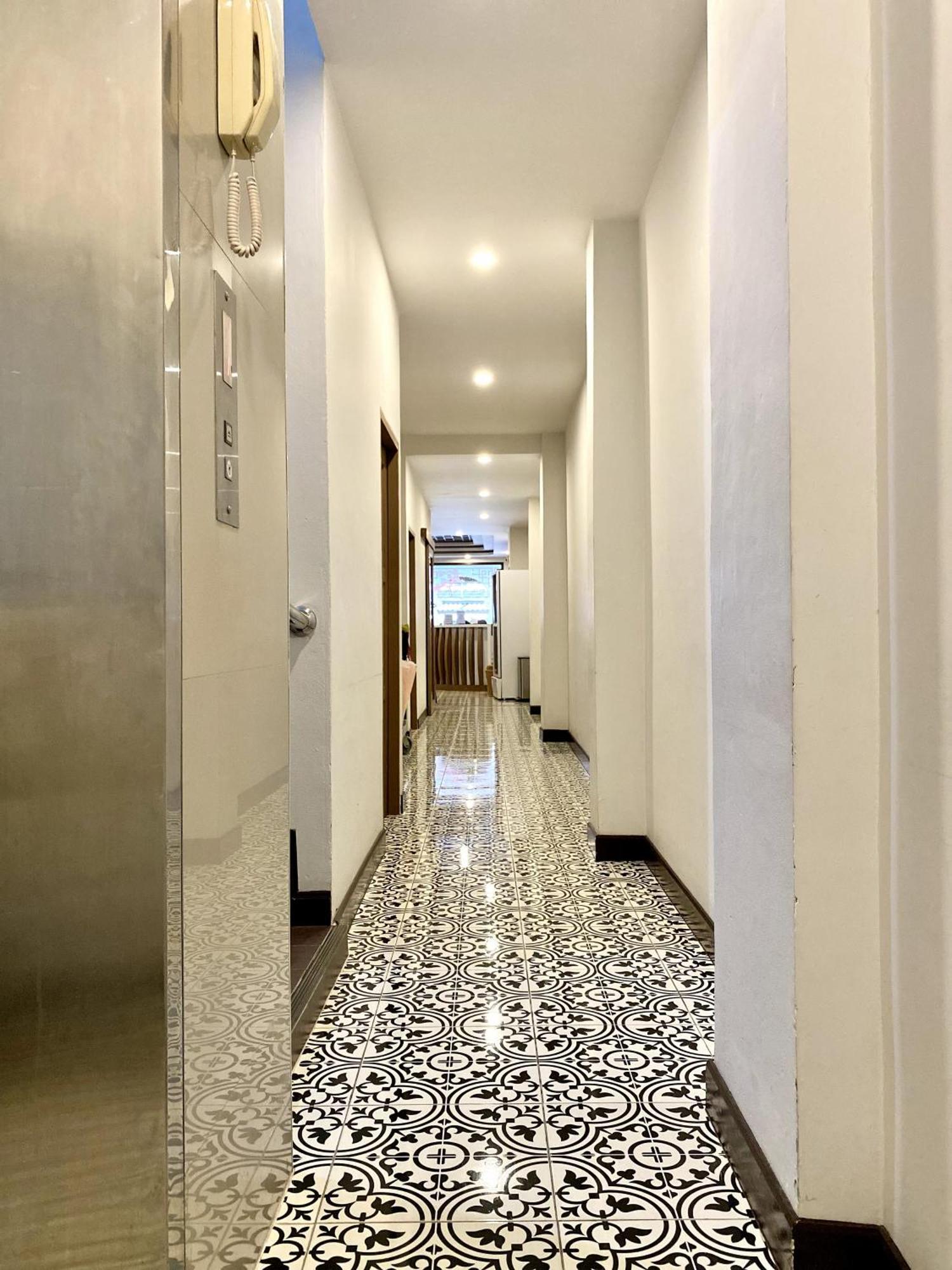 Patong Sunray Beach Hotel מראה חיצוני תמונה