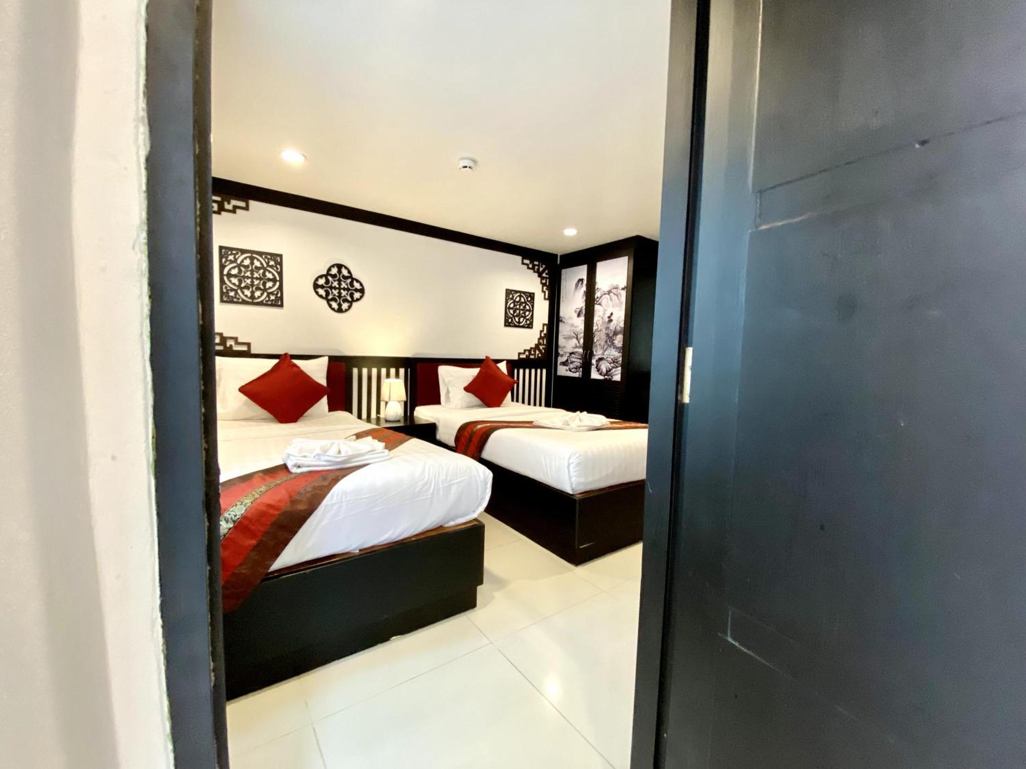 Patong Sunray Beach Hotel מראה חיצוני תמונה