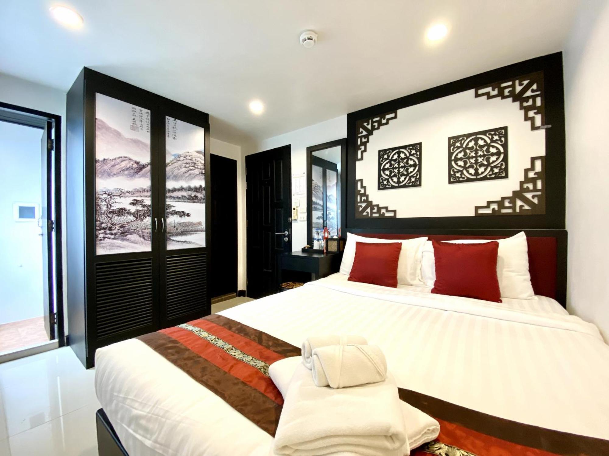 Patong Sunray Beach Hotel מראה חיצוני תמונה